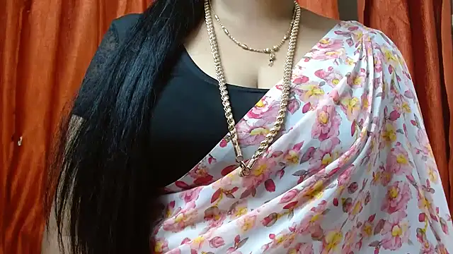 Snapshot of tamilharini chatting on September 10, 4:56 am tamilharini online show from September 10, 4:56 am