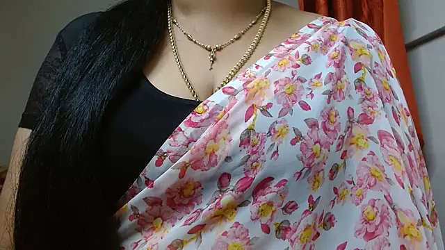 Snapshot of tamilharini chatting on September 26, 6:00 am tamilharini online show from September 26, 6:00 am