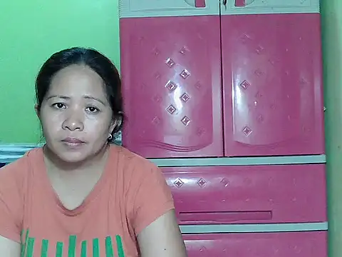 Snapshot of sweetlady_pinay chatting on September 10, 8:25 am sweetlady pinay online show from September 10, 8:25 am