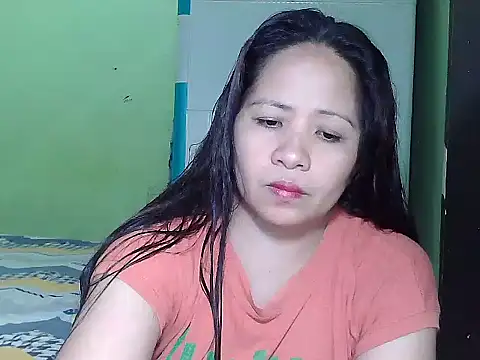 Snapshot of sweetlady_pinay chatting on October 10, 5:01 am sweetlady pinay online show from October 10, 5:01 am