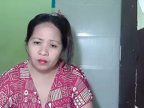 Snapshot of sweetlady_pinay chatting on October 11, 10:20 am sweetlady pinay online show from October 11, 10:20 am