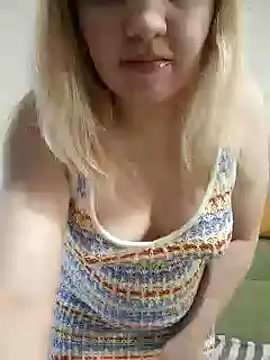 stefanyharper16 online show from November 9, 11:00 pm