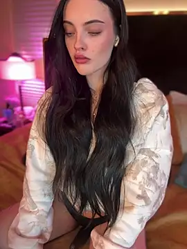 KarissaChantelle online show from February 10, 4:21 pm