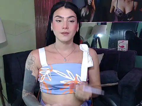 Snapshot of ximena22love chatting on September 17, 9:35 pm ximena22love online show from September 17, 9:35 pm