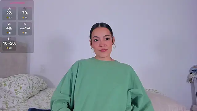 TIFFANYRUSSO online show from November 17, 5:19 am