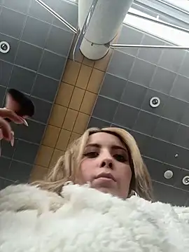 ValeriaHot69 online show from December 17, 1:59 pm