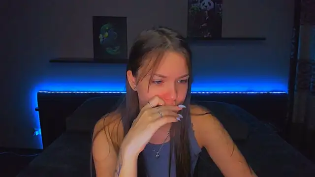 AlexaBarkley online show from February 6, 12:25 am