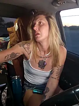 SheIsSomething online show from February 8, 1:31 am