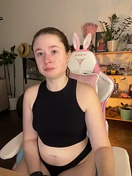 sweetest pie online show from November 15, 12:44 am