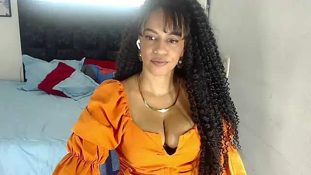 Snapshot of yeli_xxx chatting on September 25, 10:07 pm yeli xxx online show from September 25, 10:07 pm