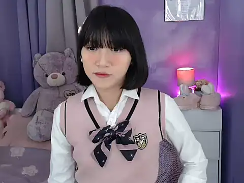 Snapshot of urlovelyfreya chatting on October 31, 1:07 am urlovelyfreya online show from October 31, 1:07 am