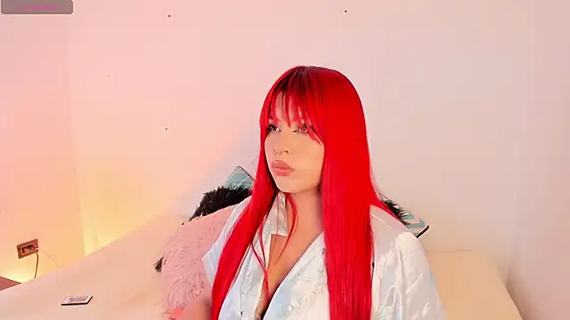 SophieRossi online show from November 16, 4:03 am