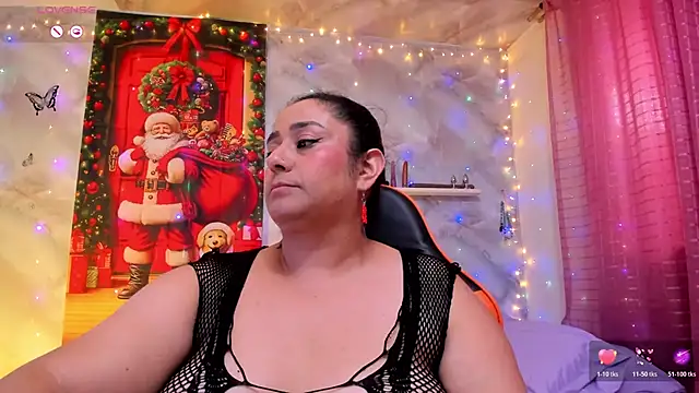 agathaxxx-69 online show from November 29, 8:13 pm