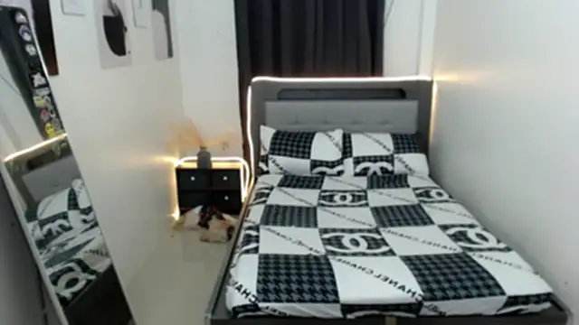 AmazingLuchie online show from January 18, 7:04 am