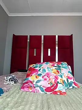 HoneyDropsX online show from October 16, 12:19 pm