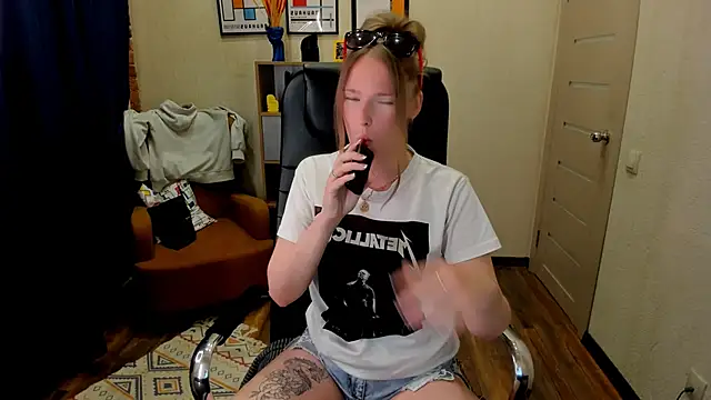  fiona Love online show from May 23, 8:07 pm