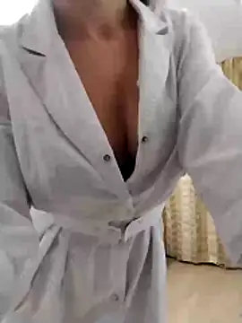 baby sweet girl  online show from February 5, 10:46 pm