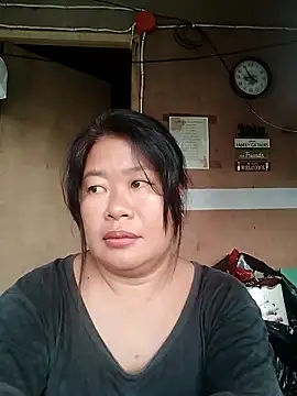 Lovelywoman43 online show from November 28, 9:51 pm