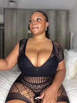 Hyra Ari online show from February 7, 12:36 am