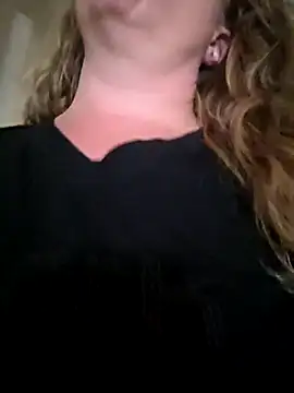 julimonroe online show from October 27, 4:35 pm