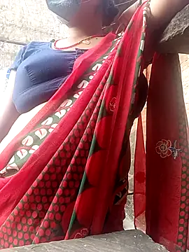 Snapshot of Lattika-Bhabhi chatting on September 11, 11:43 am Lattika-Bhabhi online show from September 11, 11:43 am