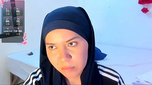 MatchedEyebrow online show from January 31, 8:40 pm