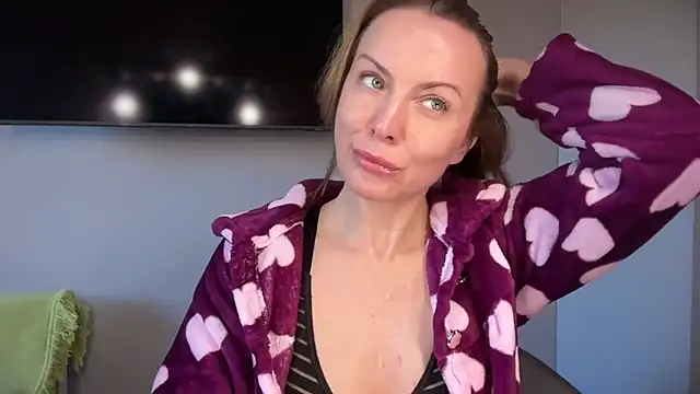 RachellAmazing online show from October 20, 12:19 pm