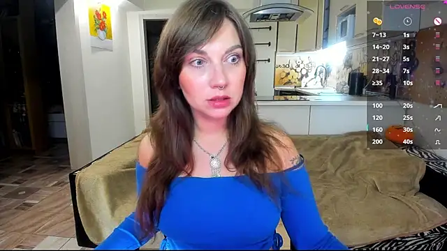 StacyTigerr online show from November 1, 5:50 pm