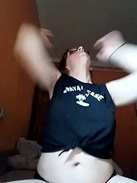 Dettybitch40 online show from September 17, 7:01 pm