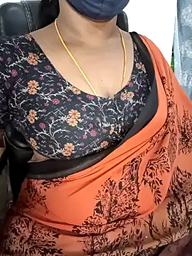 Tamil-hotwife online show from December 3, 5:04 pm