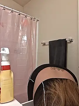 bootiebby online show from September 14, 12:30 am