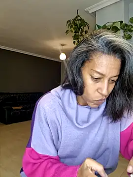 Goldenlace online show from December 18, 6:01 pm