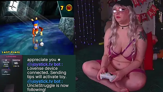 evamila online show from November 28, 12:24 am