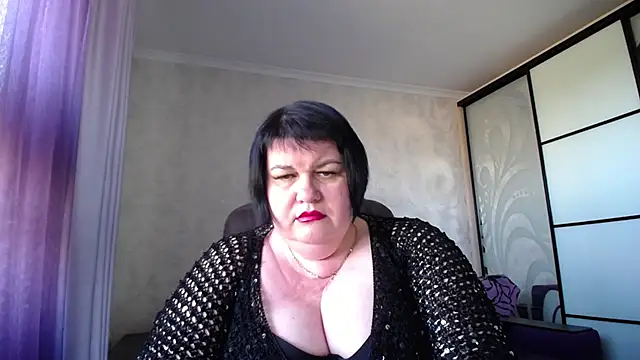 JuicyLady Di online show from September 27, 11:50 am