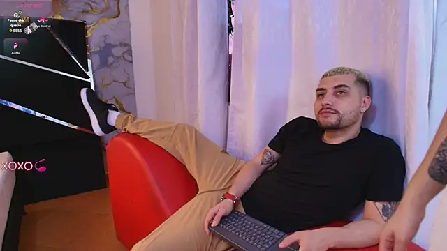 Pleasure Vibes23 online show from October 13, 9:17 pm