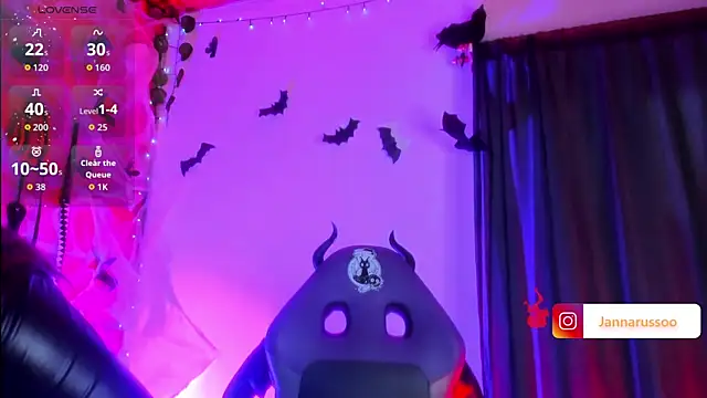 EmmaRusso online show from December 2, 12:12 am