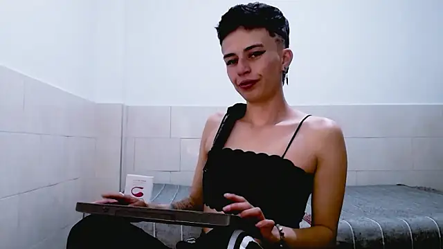 Cocain Atenea online show from February 19, 7:57 pm