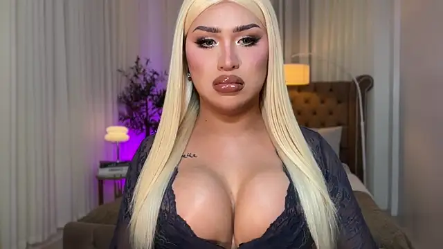 Your Majesty Tyra online show from October 8, 11:14 am