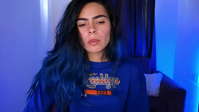sexyladyy  online show from February 7, 10:13 pm