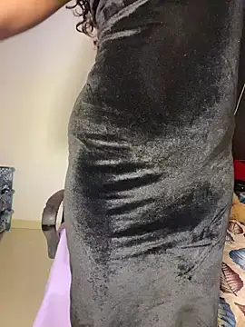 Indian-Squirt online show from April 5, 1:54 pm