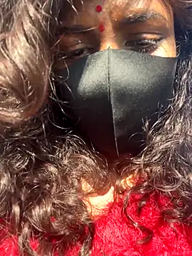 Indian-Squirt online show from December 17, 8:18 am