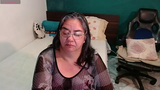scaelettdubois online show from July 14, 10:21 am