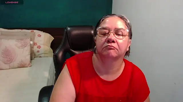 scaelettdubois online show from July 2, 7:58 am