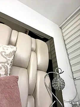 ALISSON FOXXX1 online show from November 10, 11:55 pm