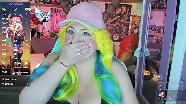 Snapshot of candyy_new chatting on October 5, 4:12 pm candyy new online show from October 5, 4:12 pm