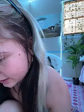 Cutiepiespanks online show from September 14, 5:44 pm