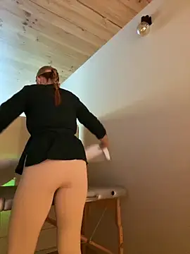 EmaSalis online show from October 15, 10:07 am