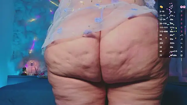 emmajohnss online show from March 29, 8:46 am