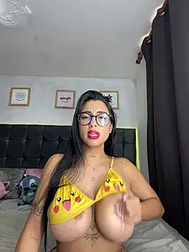 lovely violet13 online show from March 11, 8:33 pm