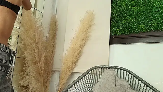 kristyl paez online show from February 20, 6:53 pm